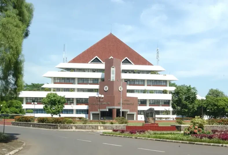 Universitas terbaik di Bogor